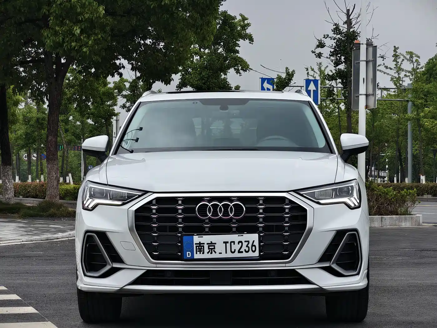 Audi Q3 2019 35 TFSI Fashion Sport фото 2