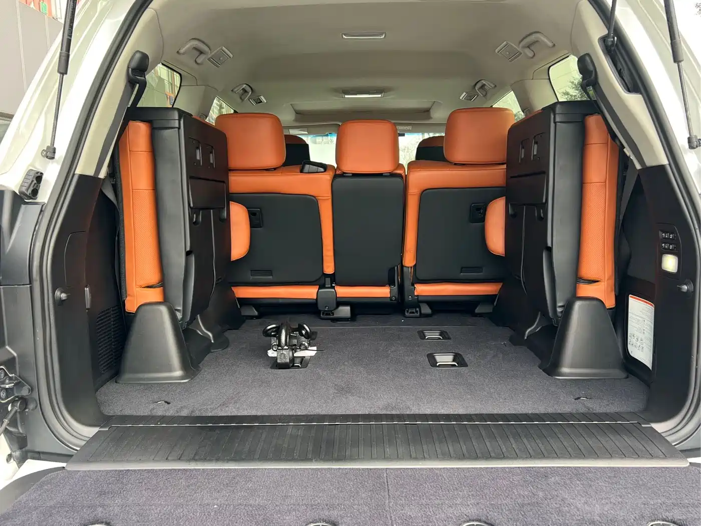 Lexus LX 2017 570 Prestige Luxury фото 21