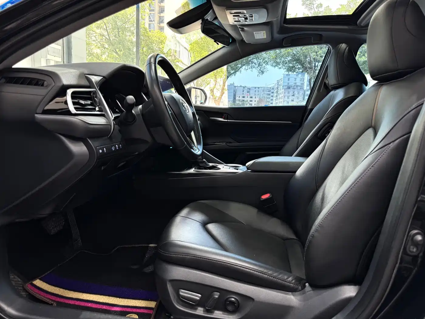 Toyota Camry 2023 2.0G Luxury Edition фото 8
