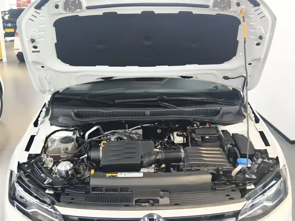 Volkswagen Polo 2023 Facelift Plus 1.5L Auto Joyful Living Edition фото 20