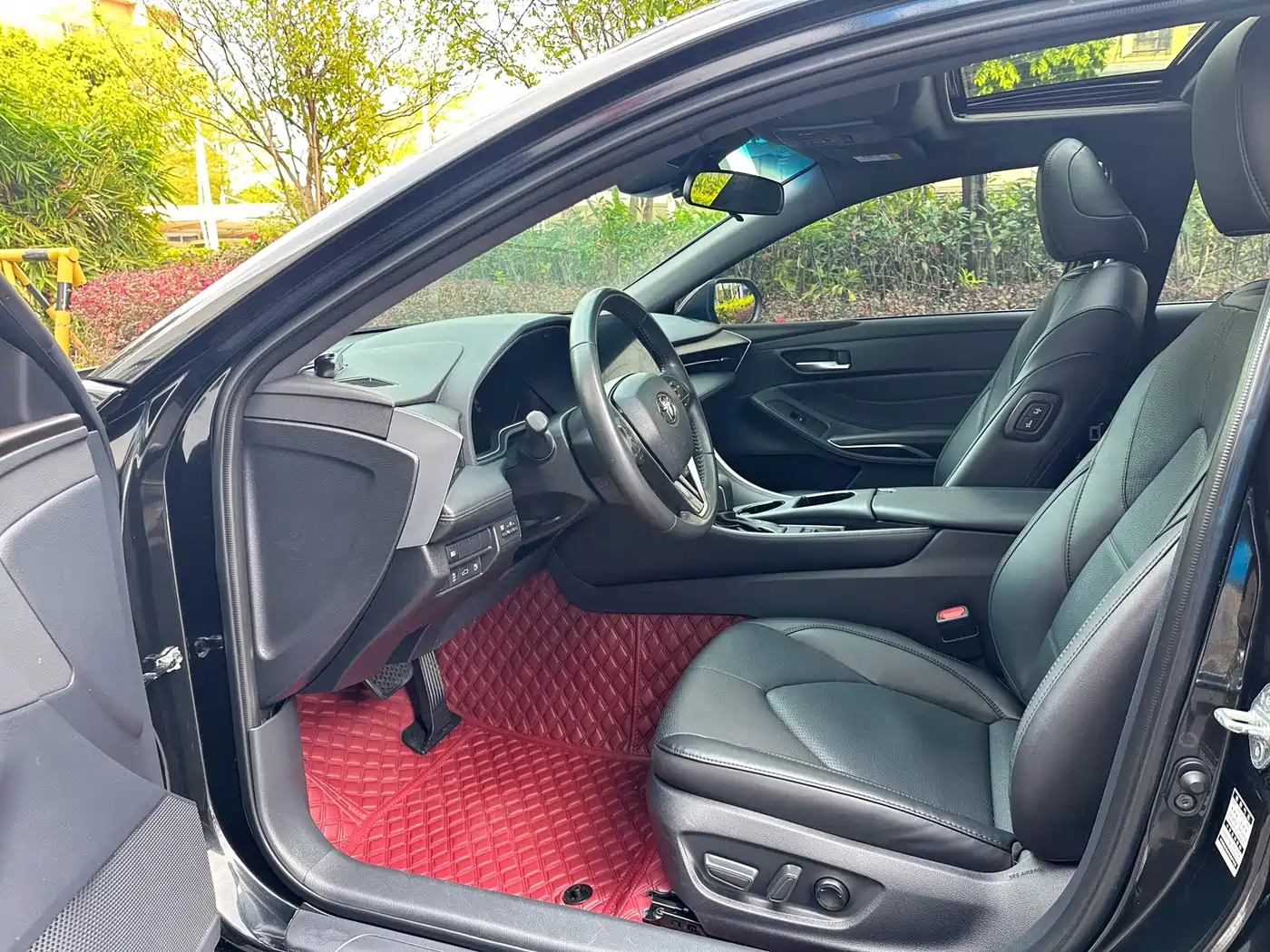 Toyota Avalon 2022 2.0L Luxury Edition фото 4