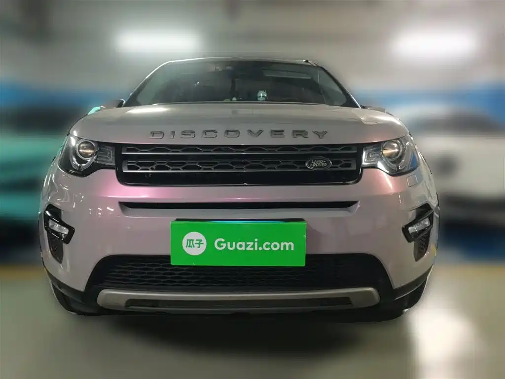 Land Rover Discovery Sport 2018 240PS SE Edition фото 24