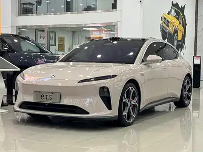 NIO ET5