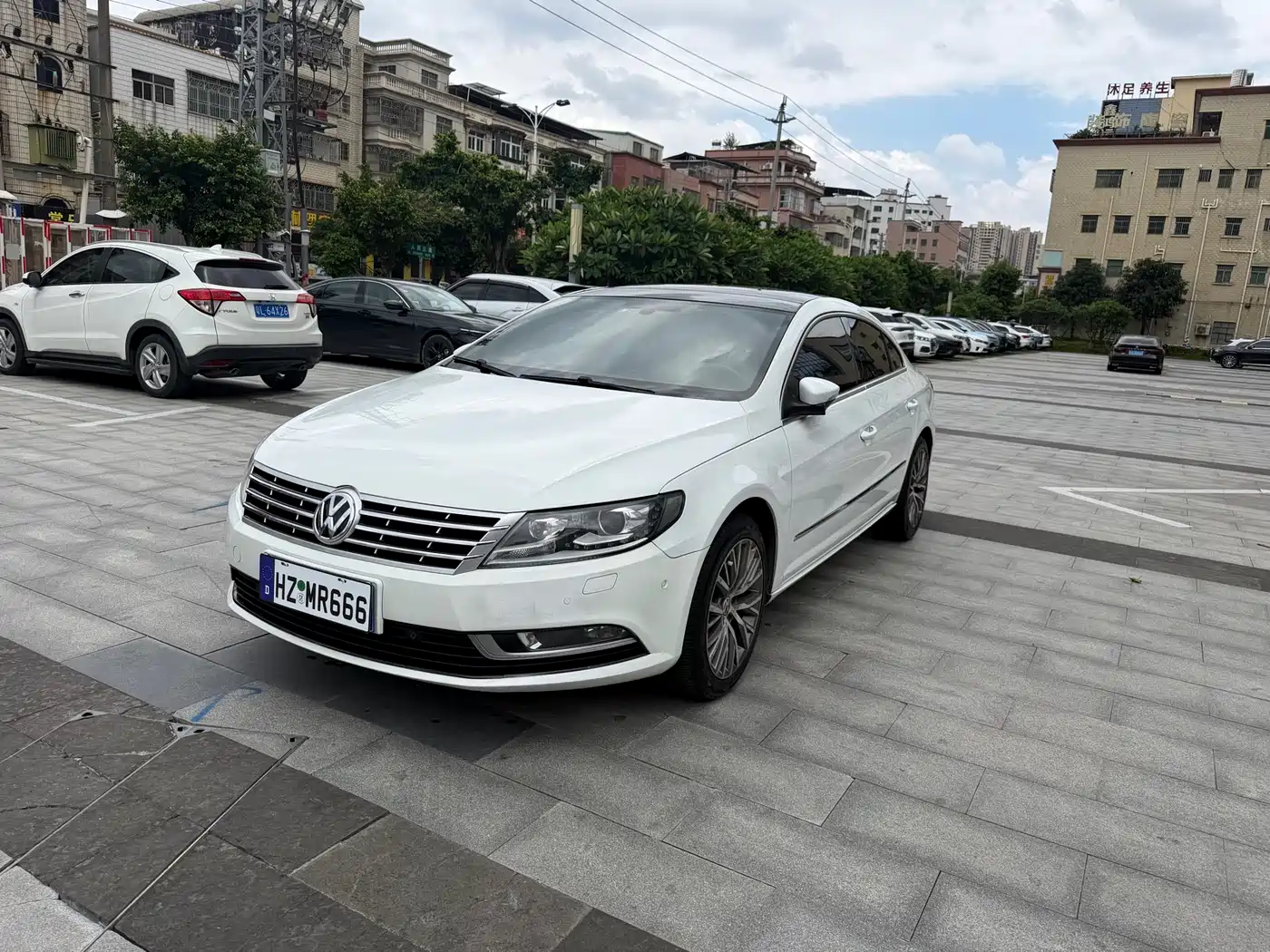 Volkswagen FAW-Volkswagen CC 2016 Model 1.8TSI Luxury
