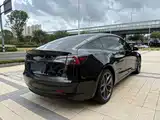 Фото 12 - Tesla Model 3