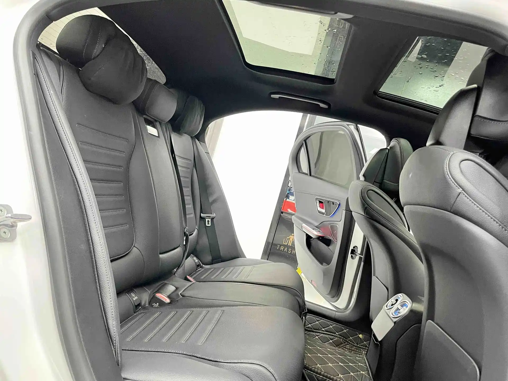 Фото 6 - Mercedes-Benz C-Class