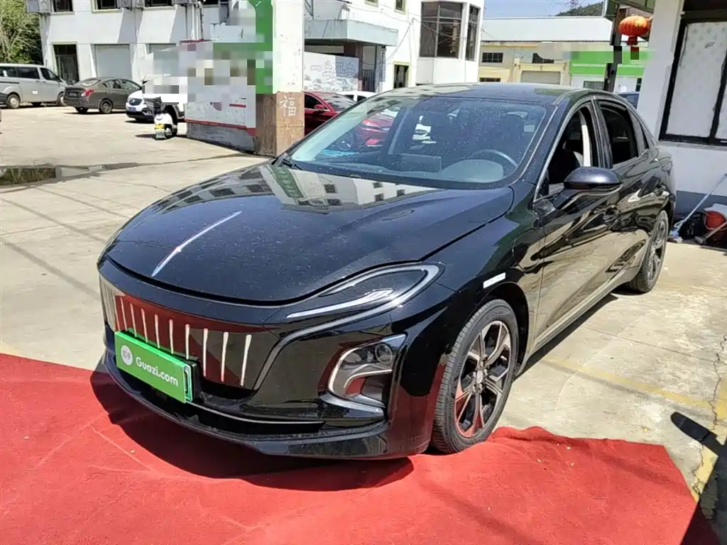 Hongqi E-QM5 2023 Facelift Basic Travel Edition
