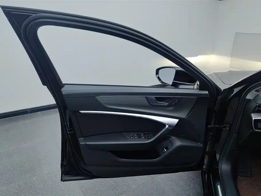 Audi A6L 2019 45 TFSI Premium Elegance фото 7