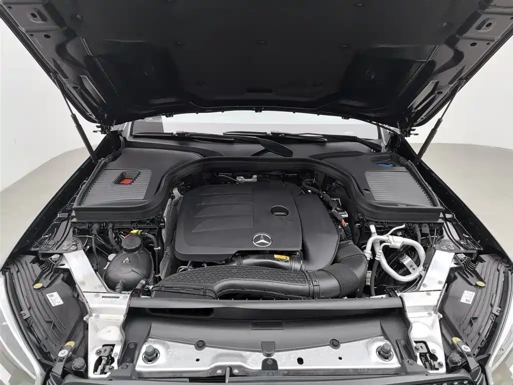 Mercedes-Benz GLC 2022 GLC 300 L 4MATIC Dynamic Collector's Edition фото 6