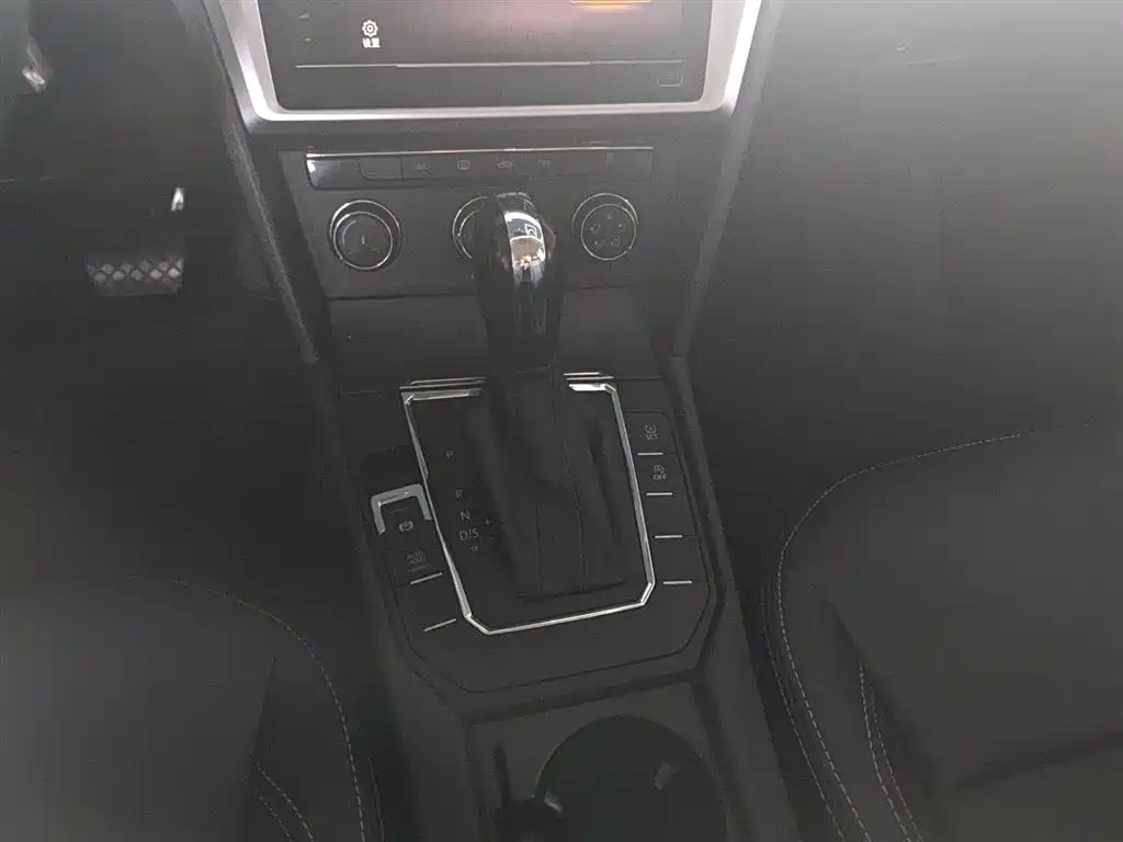 Volkswagen Lamando 2021 230TSI DSG Fashion Edition фото 11