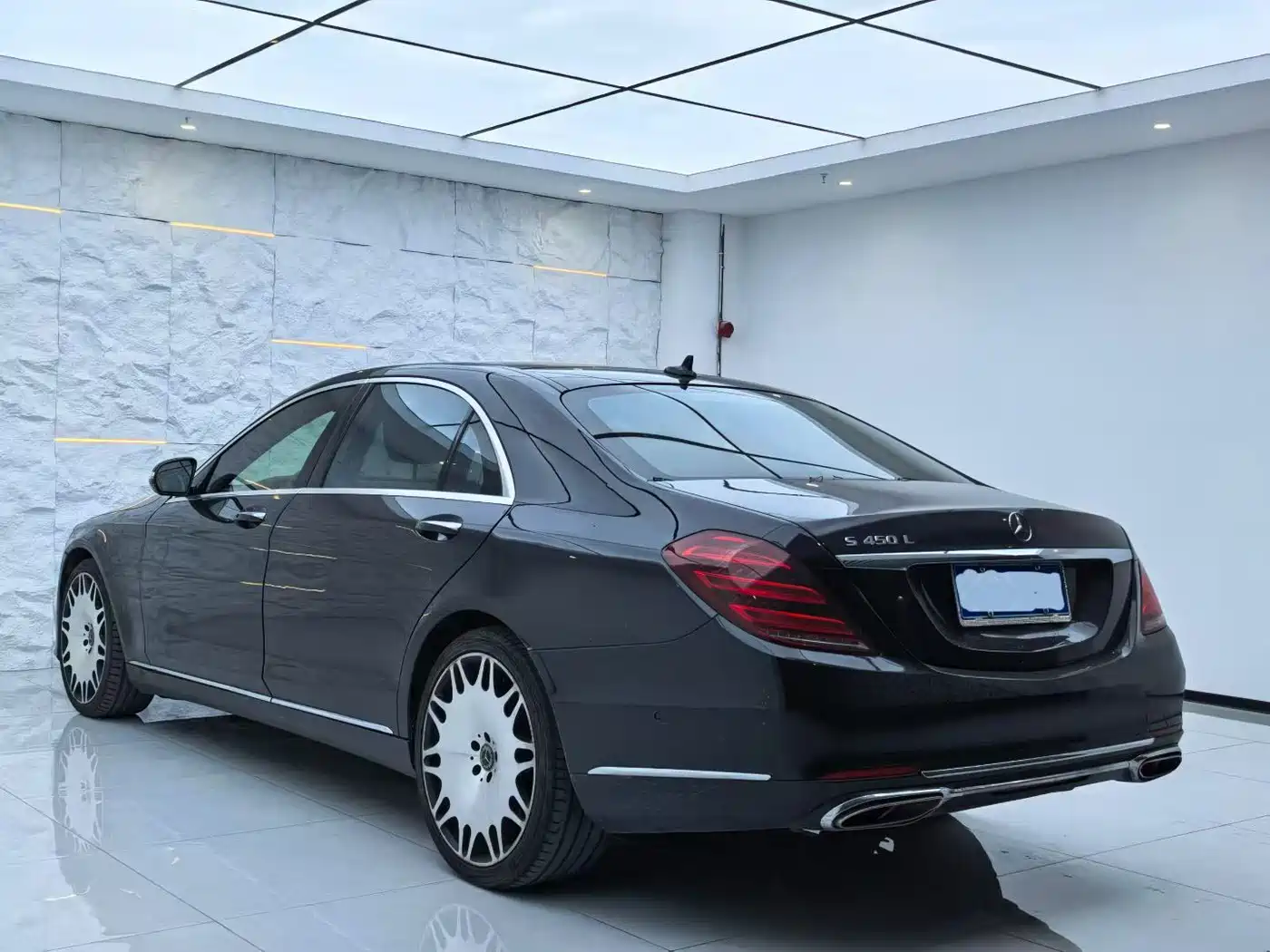 Mercedes-Benz S-Class 2018 S 320 L фото 7