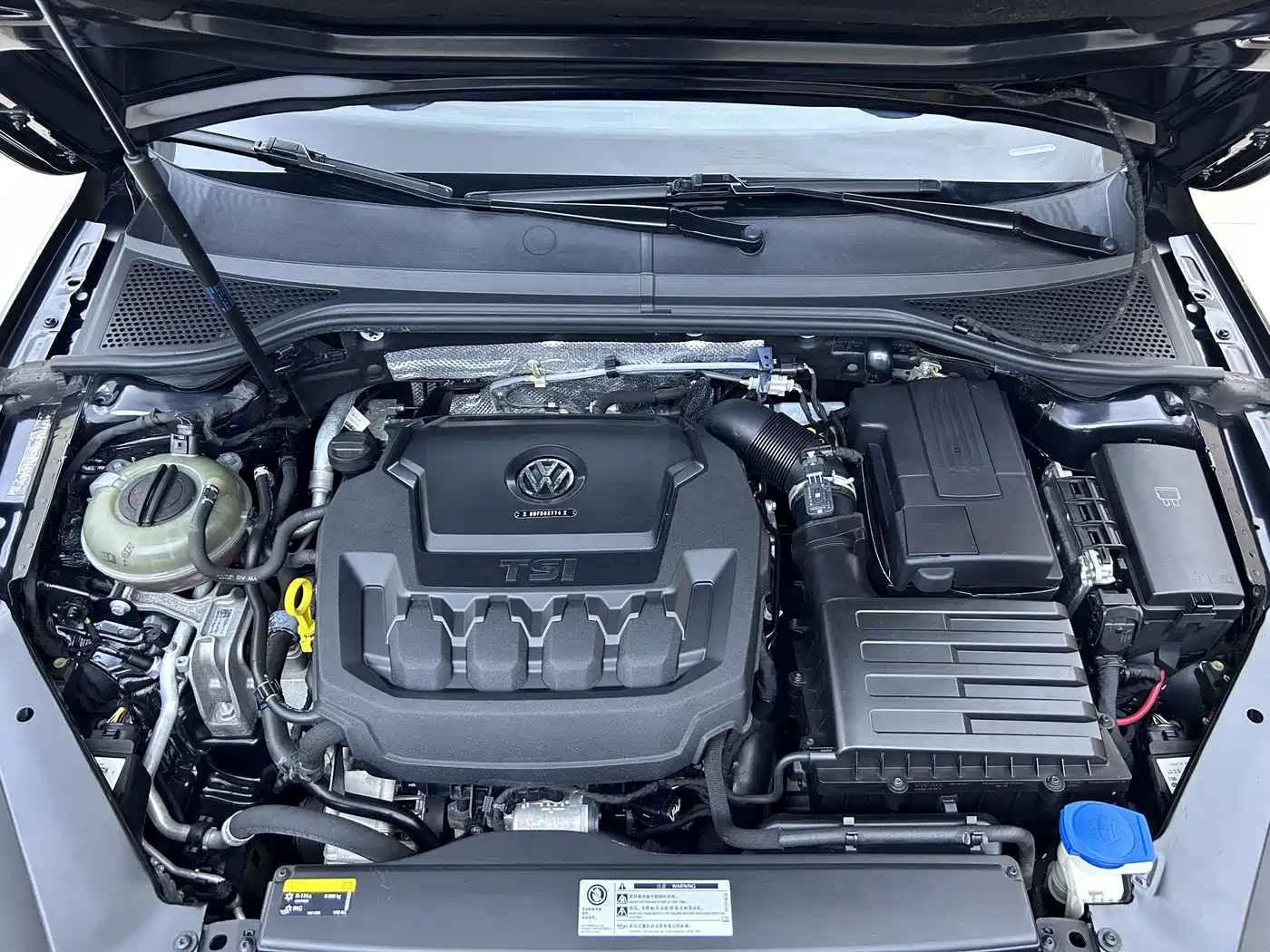 Volkswagen Magotan 2019 330TSI DSG Luxury Class China VI фото 9
