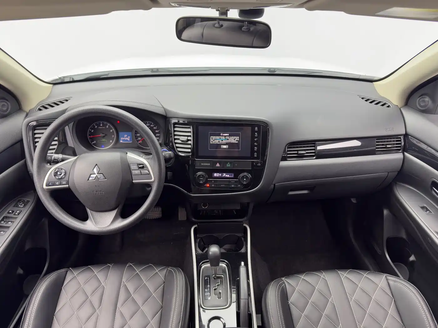 Mitsubishi Outlander 2022 2021 2.0L 2WD Smooth Ride Version 5-Seater