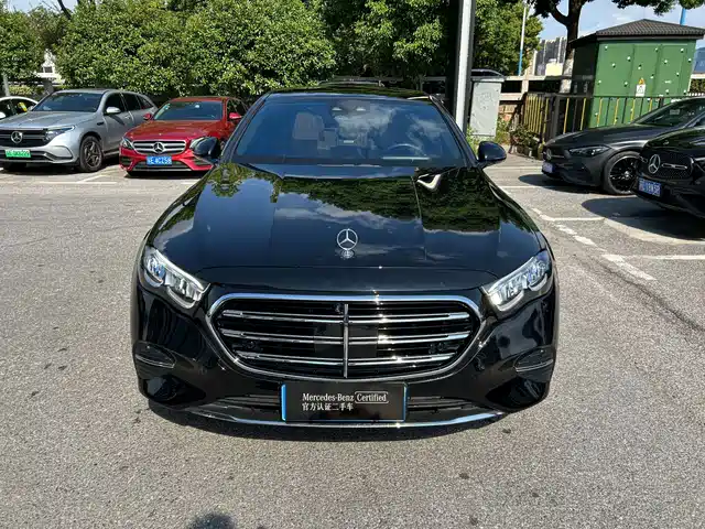 Mercedes-Benz E-Class 2024 E 300 L Fashion — фото 2