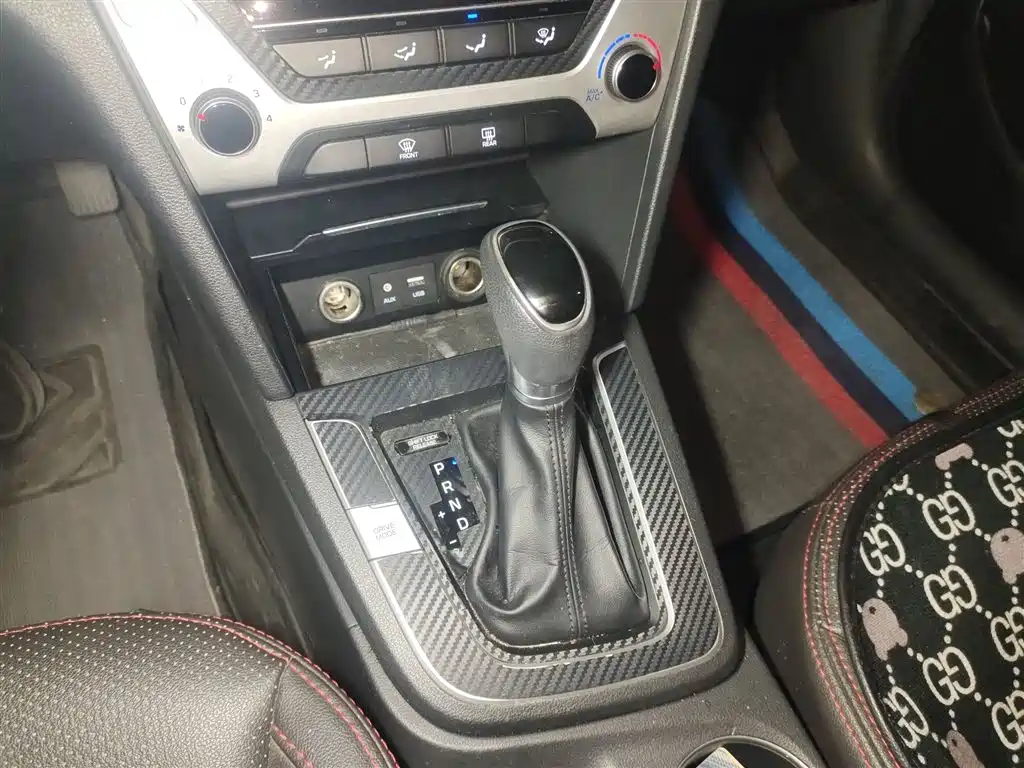 Hyundai Elantra 2016 Model 1.6L Automatic Smart Elite фото 14