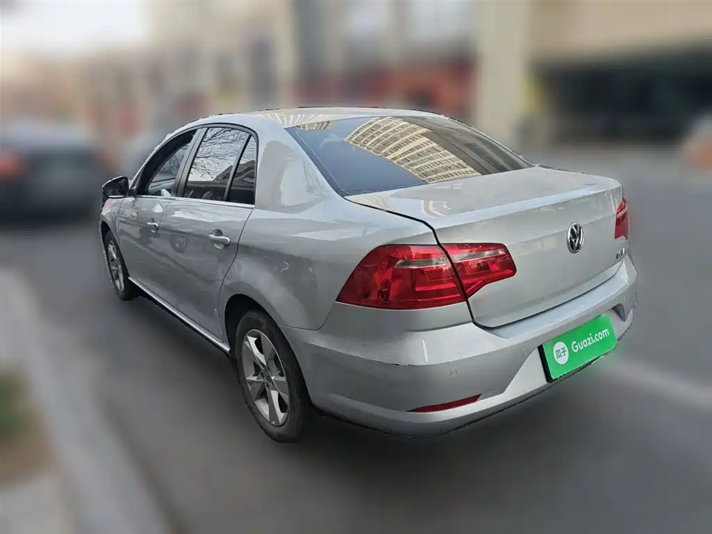 Volkswagen Bora 2014 1.6L Automatic Comfort Edition фото 27