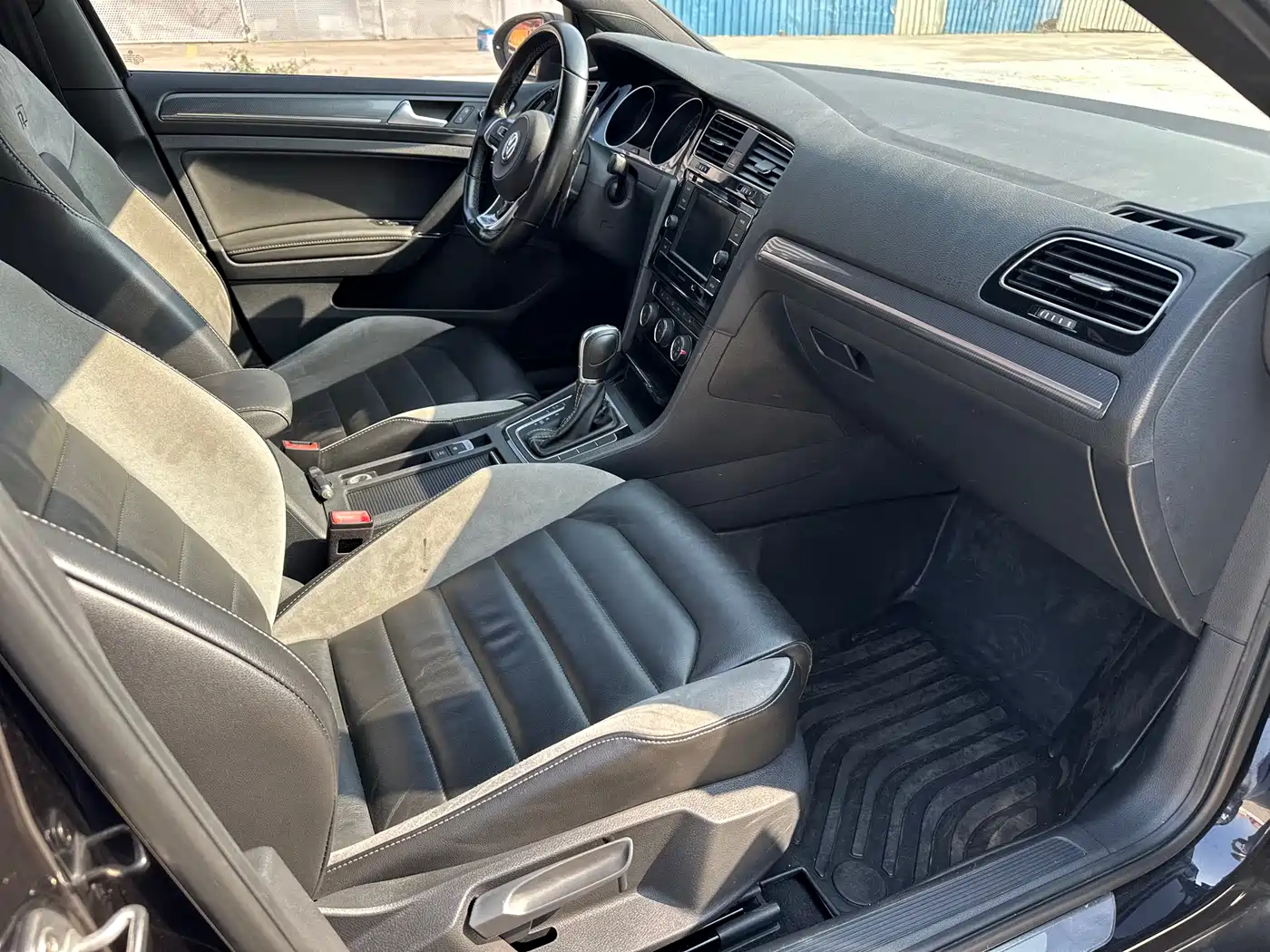 Volkswagen Golf 2018 280TSI Automatic R-Line Model фото 4
