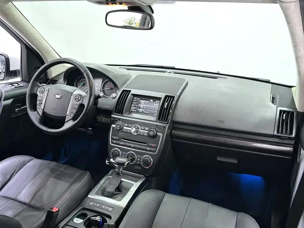 Land Rover Freelander 2 2013 2.0T Si4 SE Petrol Version фото 19