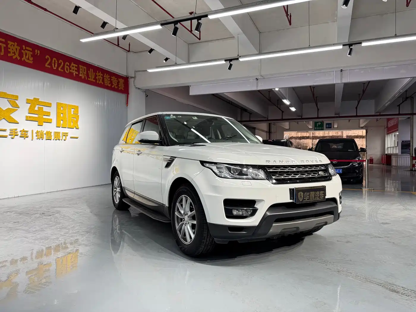 Фото 3 - Land Rover Range Rover Sport
