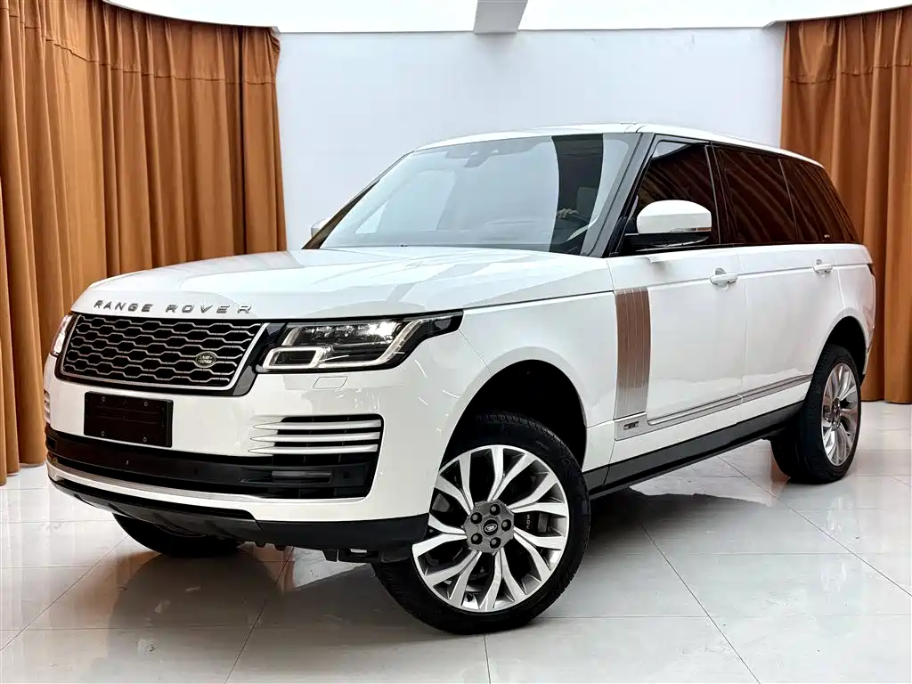 Land Rover Range Rover 2021 3.0 L6 Heritage Extended Classic Edition