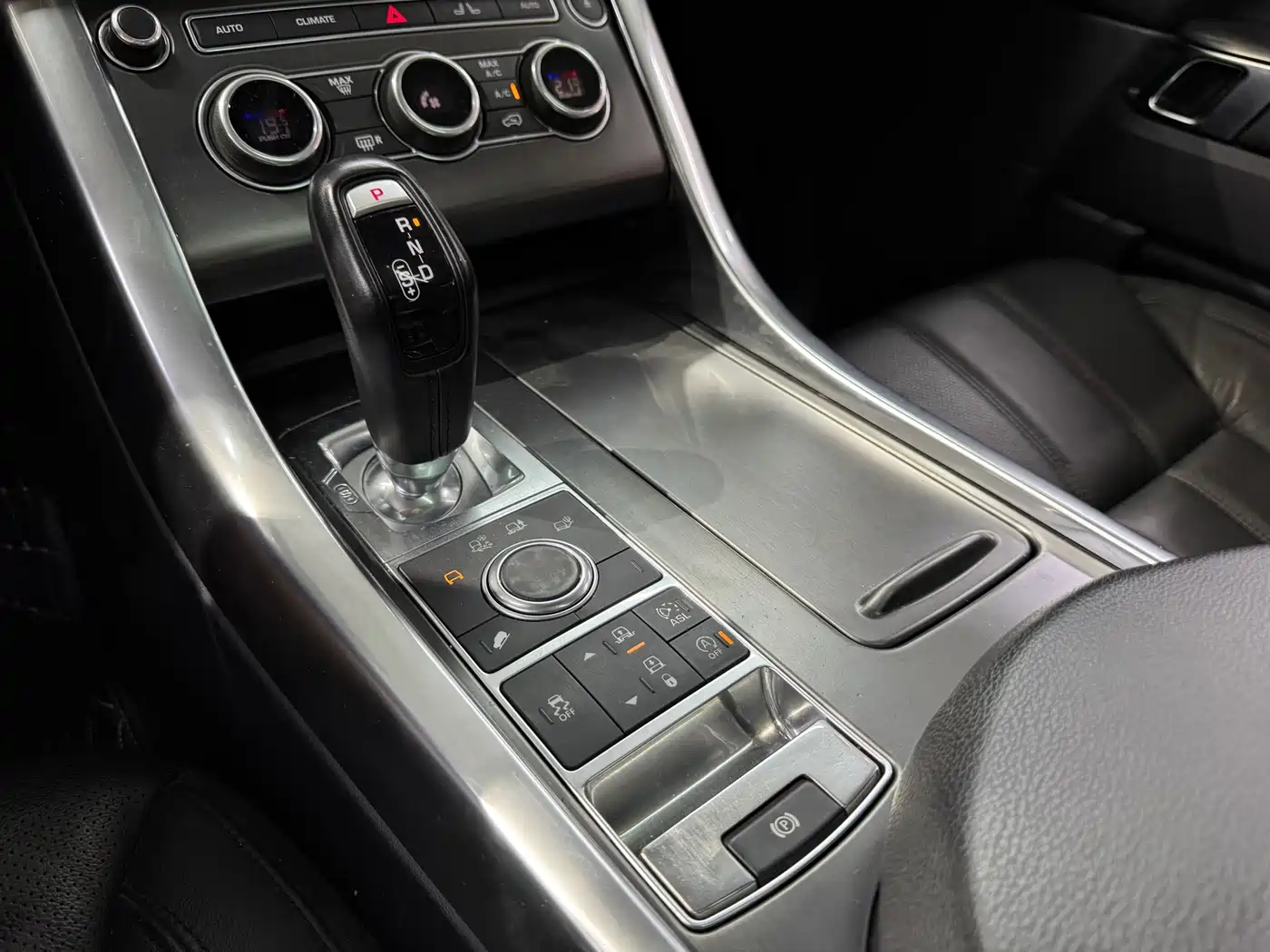Фото 8 - Land Rover Range Rover Sport
