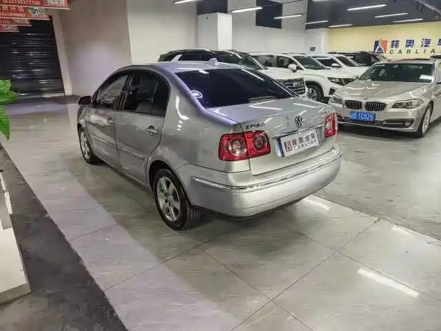Фото 8 - Volkswagen Polo