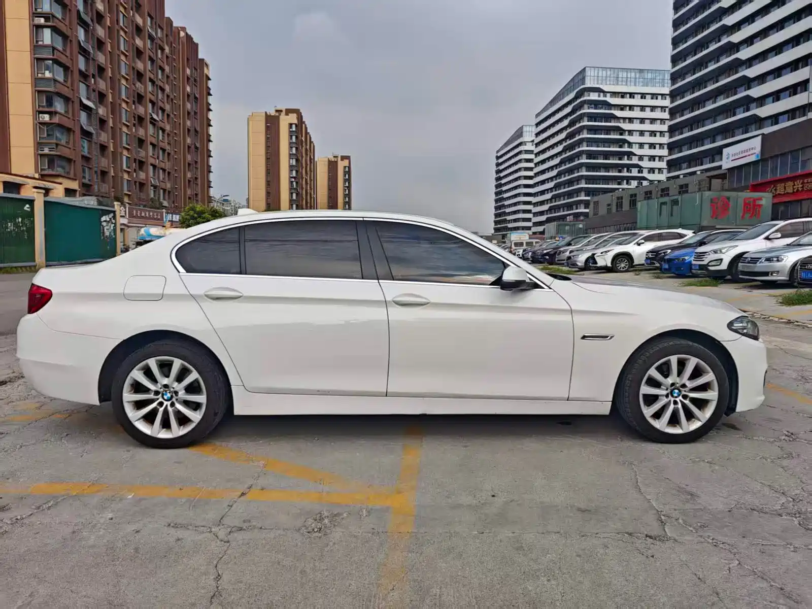Фото 5 - BMW 5 Series