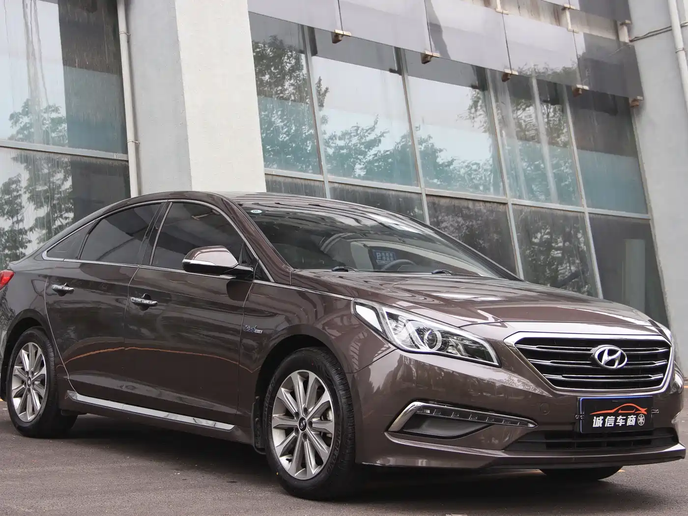Hyundai Sonata 2015 1.6T GLS Smart фото 3