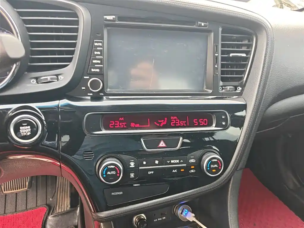 Kia K5 2014 2.0L Automatic LUXURY фото 13