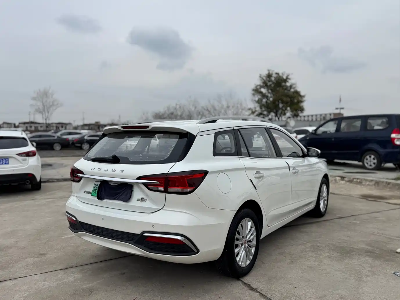 ROEWE EI5