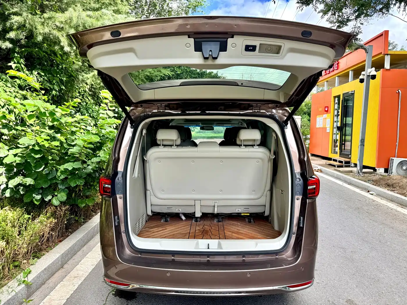 Фото 20 - Buick GL8