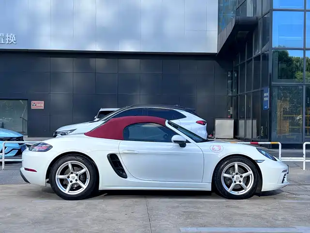 Porsche 718 2022 Boxster 2.0T — фото 2