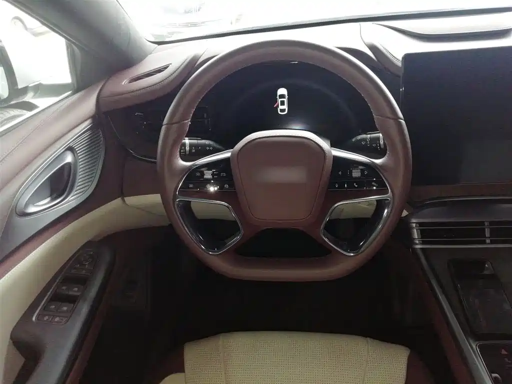BYD Seal 2023 DM-i 1.5L 121km Premium фото 8