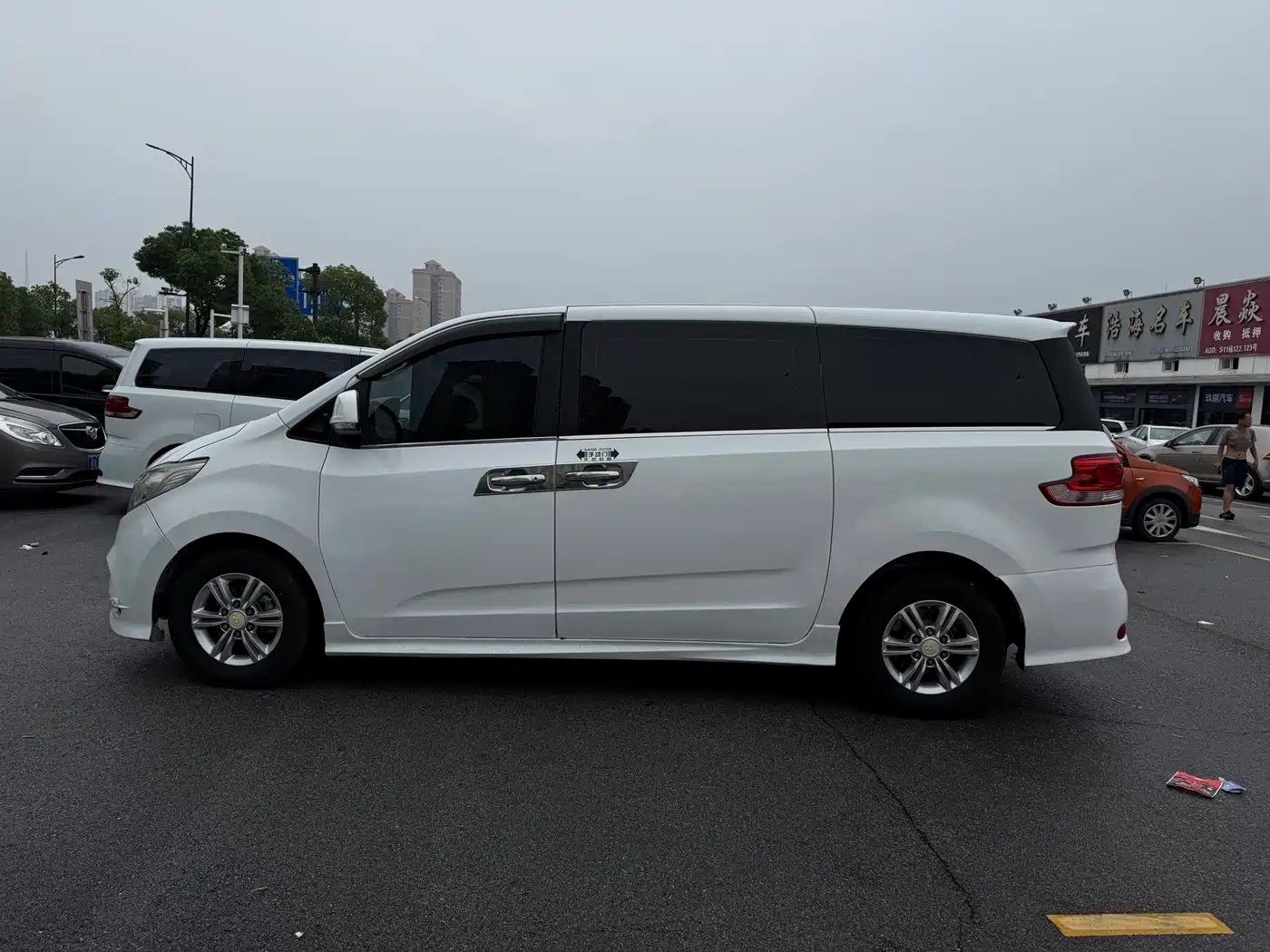 Фото 9 - Maxus G10