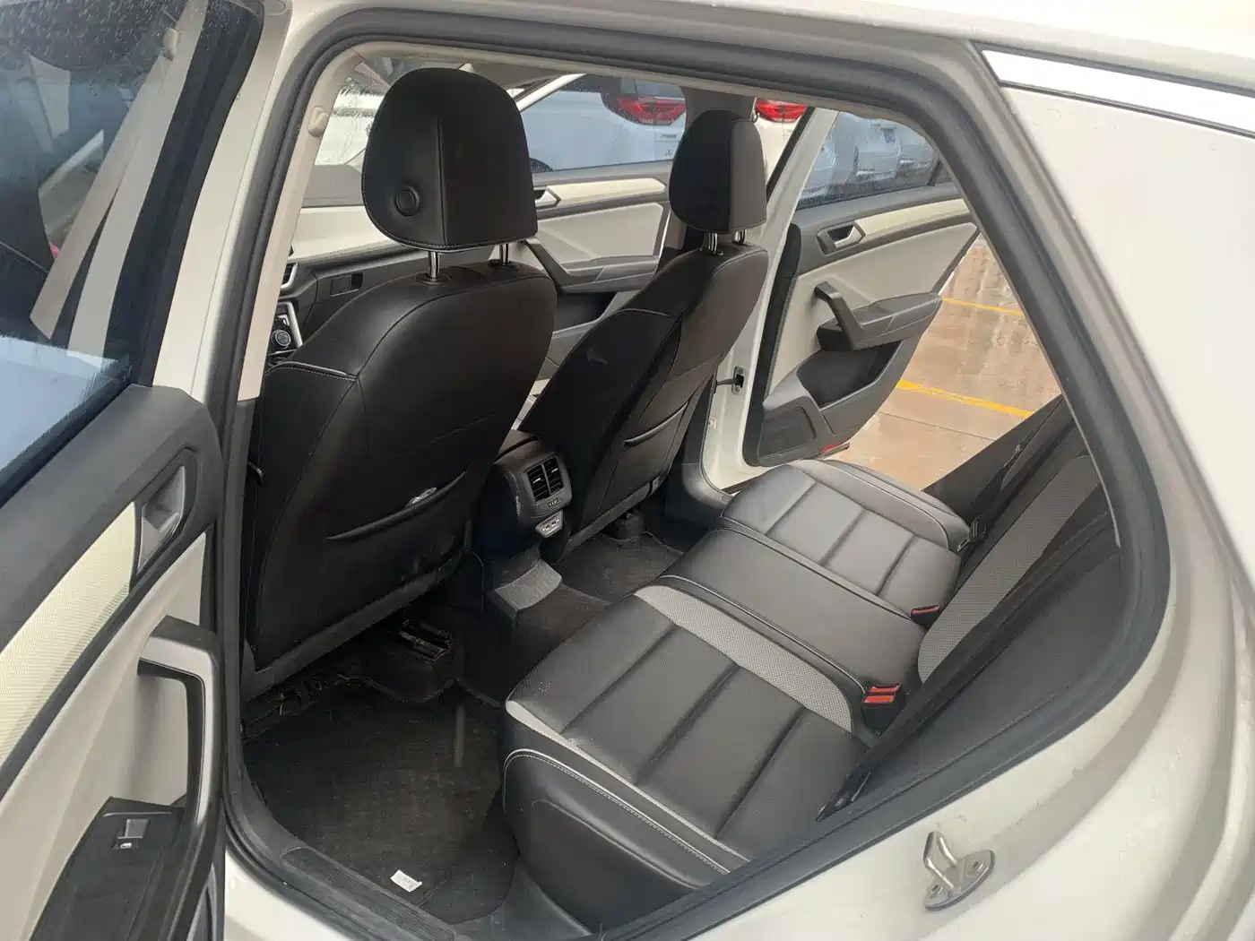 Volkswagen T-Roc, миниатюра 8