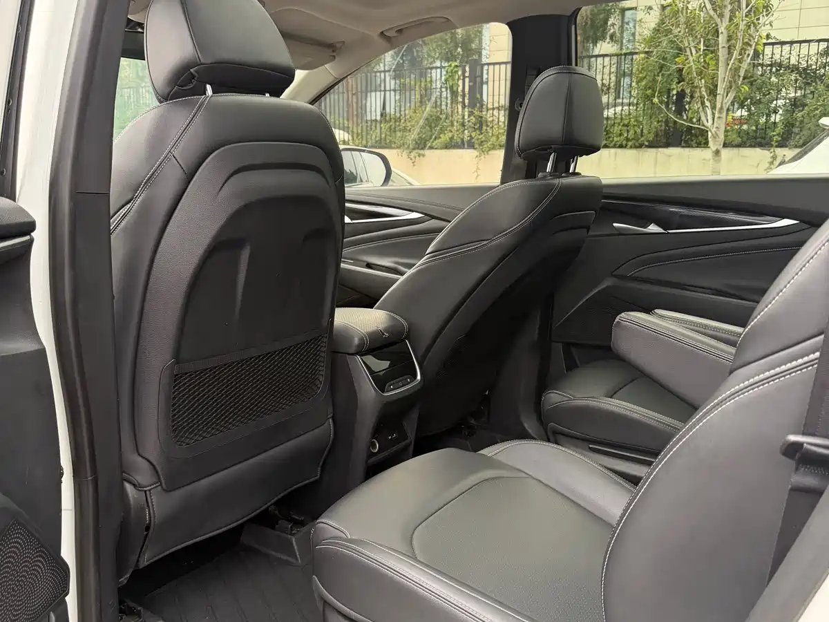 SAIC Maxus Maxus G50 2019 1.5T Automatic Elite Edition China VI фото 6