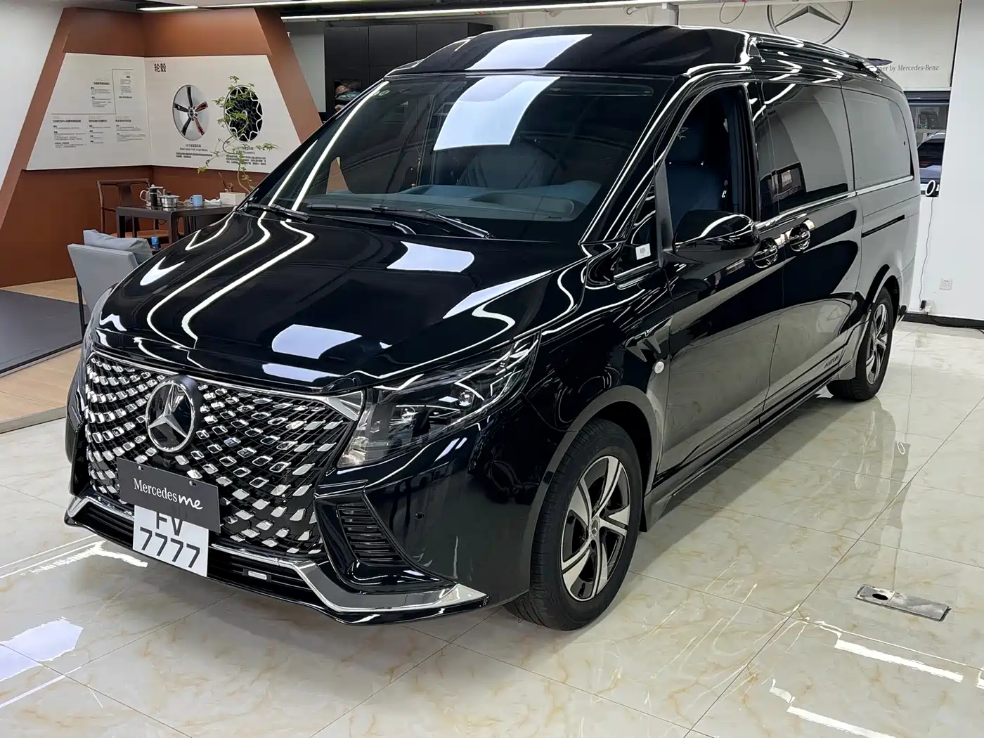 Mercedes-Benz V-Class 2024 V 300 L Long Wheelbase Premium