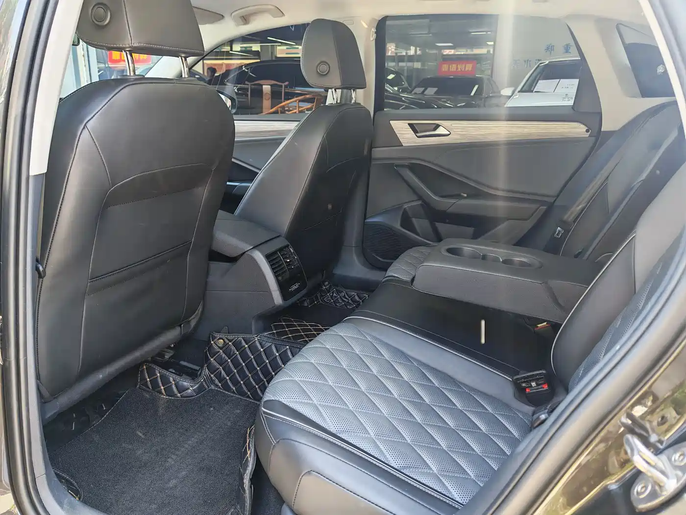 Volkswagen Sagitar 2023 300TSI DSG Leap Edition фото 5