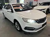 Фото 4 - Geely Vision
