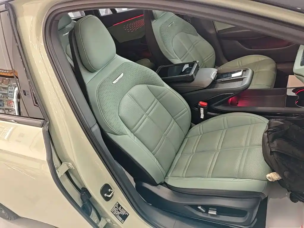Hongqi EH7 2024 2024 Model 820 Pro
