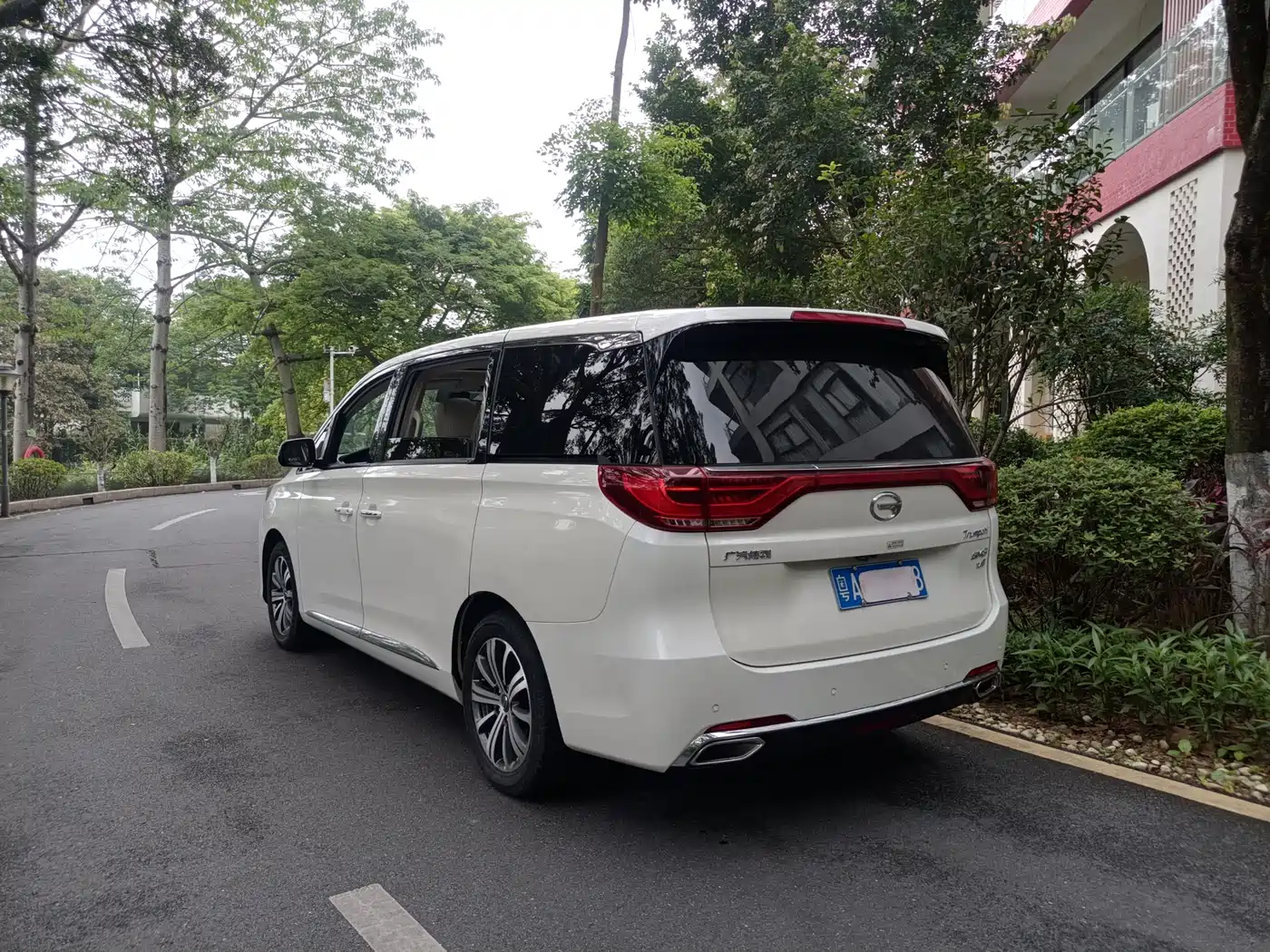 GAC Trumpchi Trumpchi M8 2018 320T Premium Edition фото 4