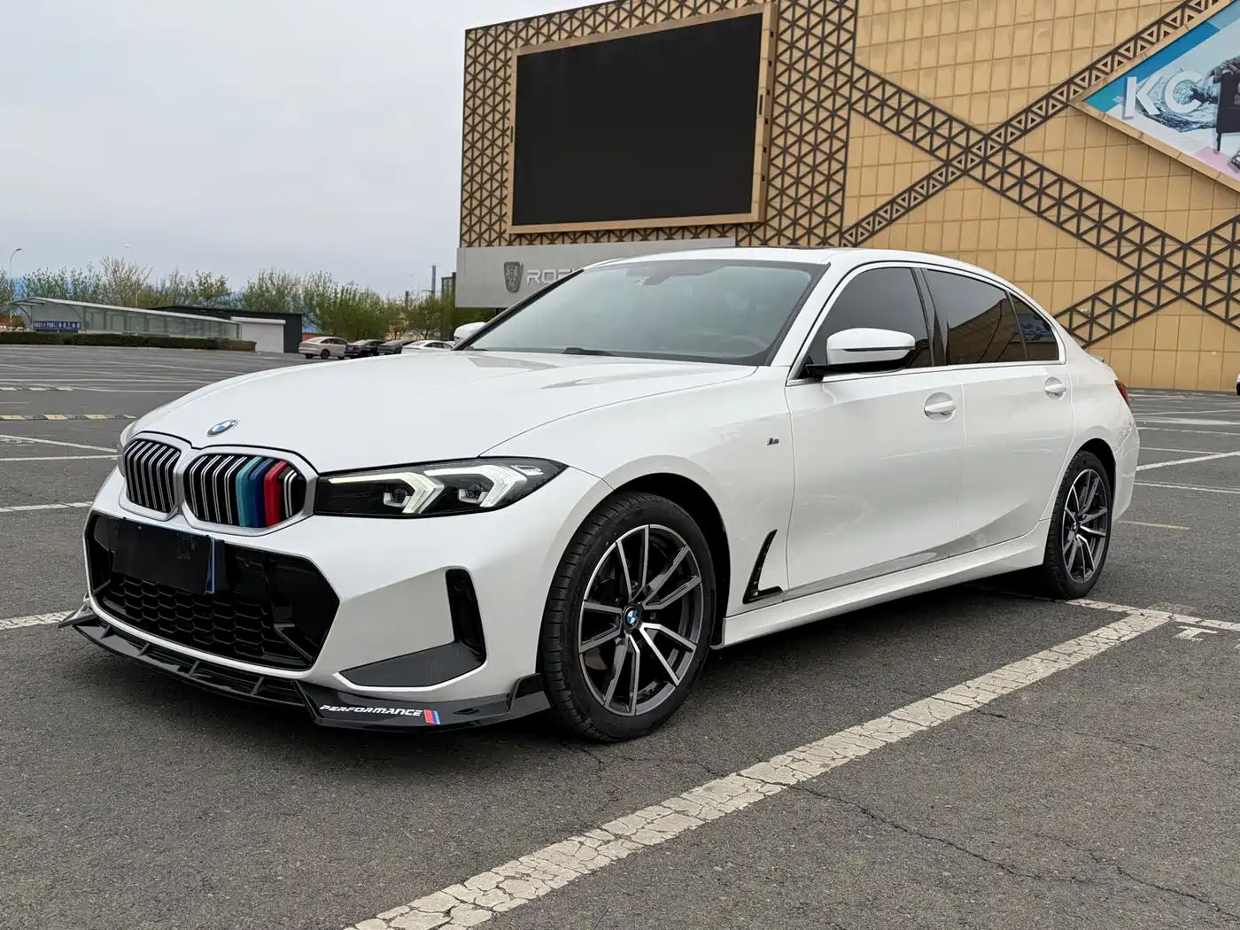 BMW 3 Series 2023 320Li M Sport Package