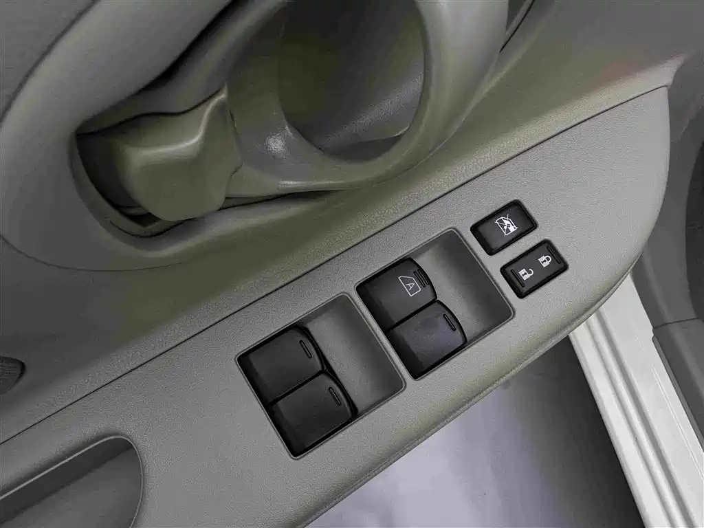 Nissan March 2014 2010 1.5L Automatic Easy Smart Edition