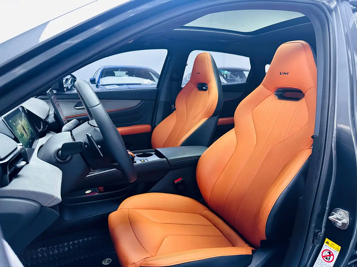 Changan UNI-V 2025 2025 2.0T Sport Version