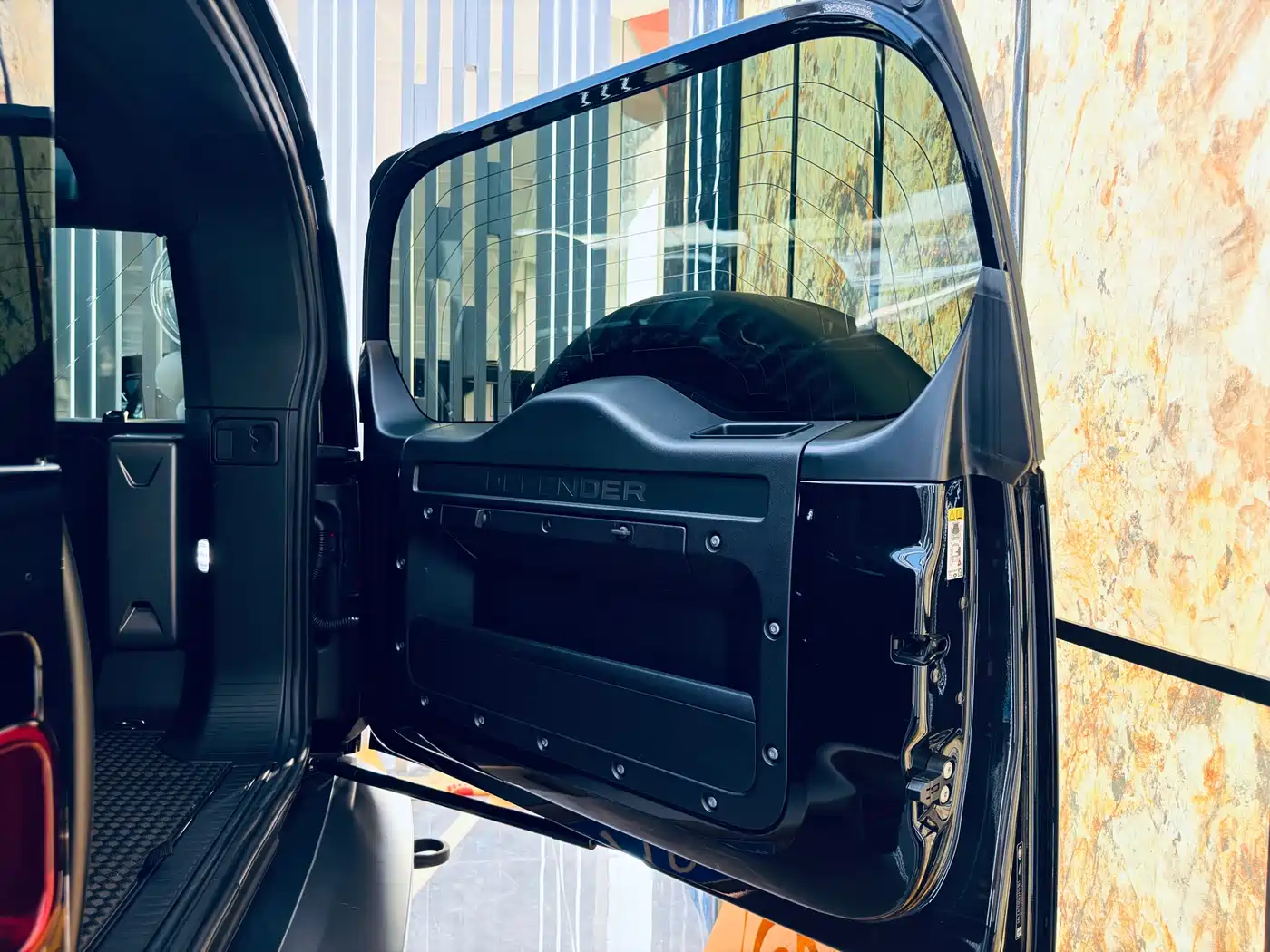 Land Rover Defender 2025 2025 110 3.0T P400 -Dynamic HSE