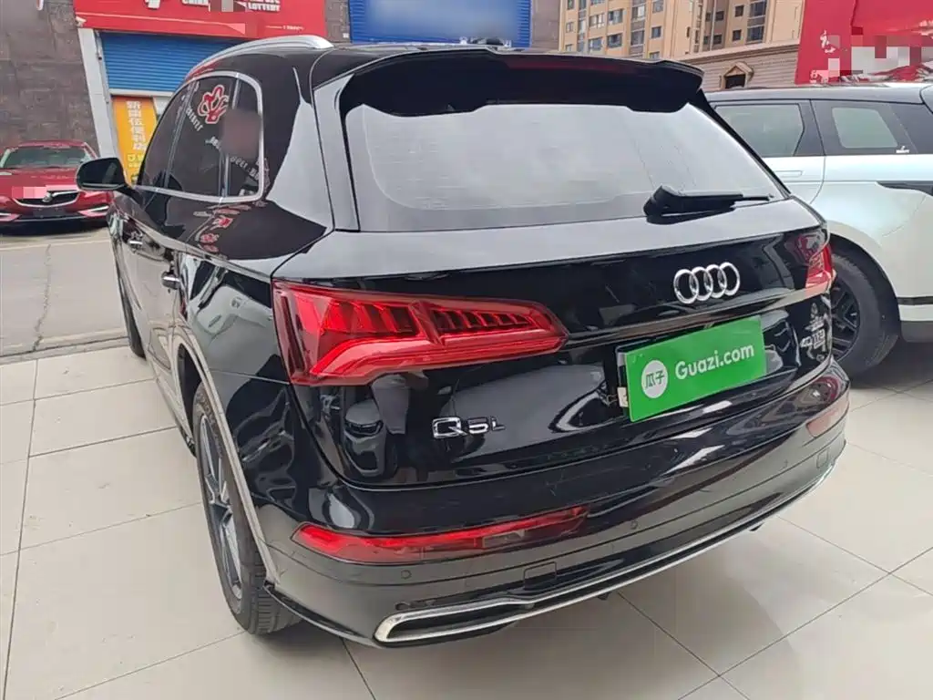 Audi Q5L 2020 Facelift 40 TFSI Honor Fashion фото 5