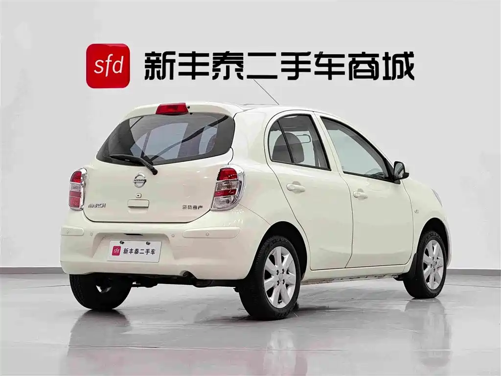 Nissan March 2014 2010 1.5L Automatic Easy Smart Edition