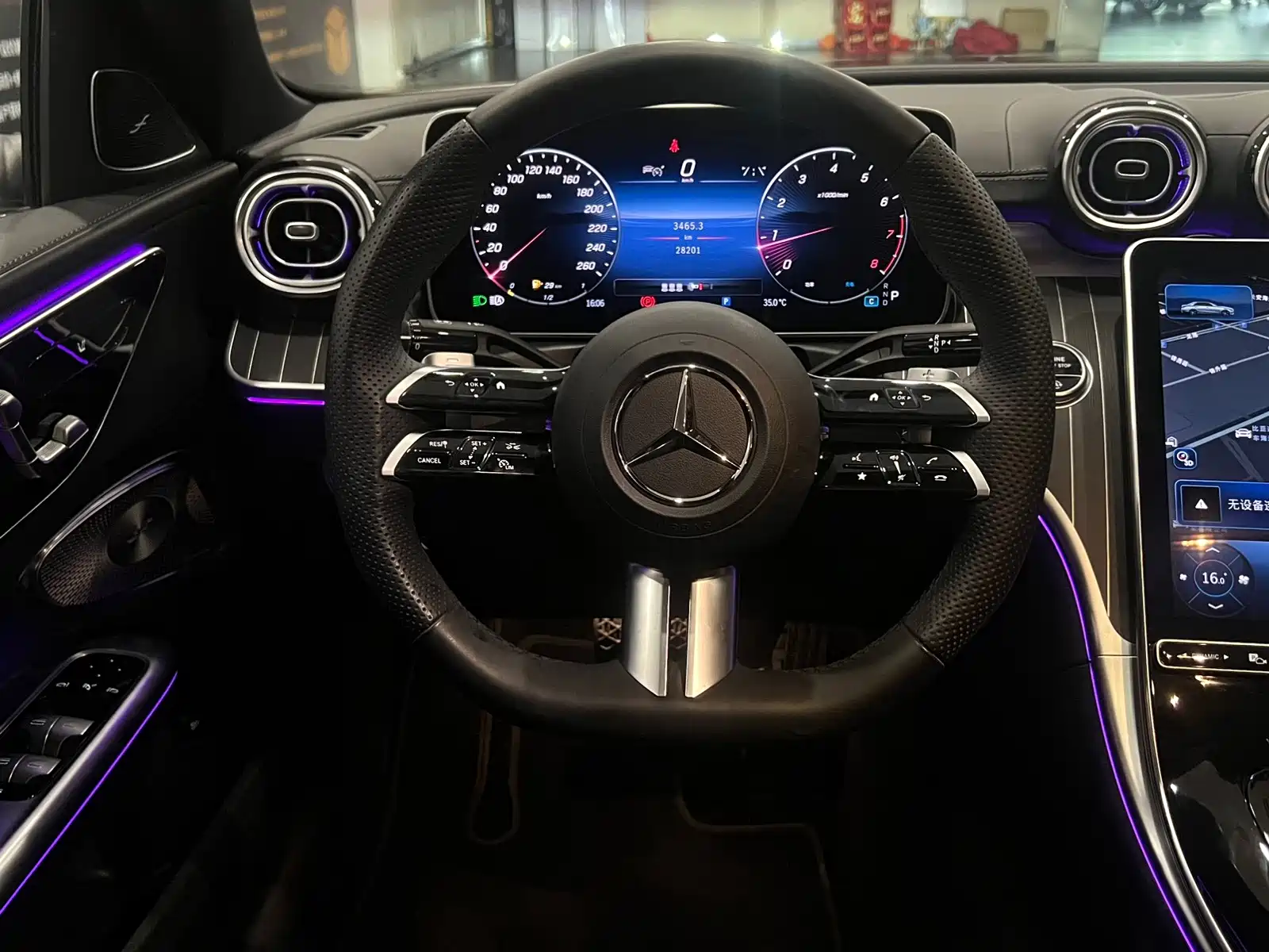 Фото 10 - Mercedes-Benz C-Class
