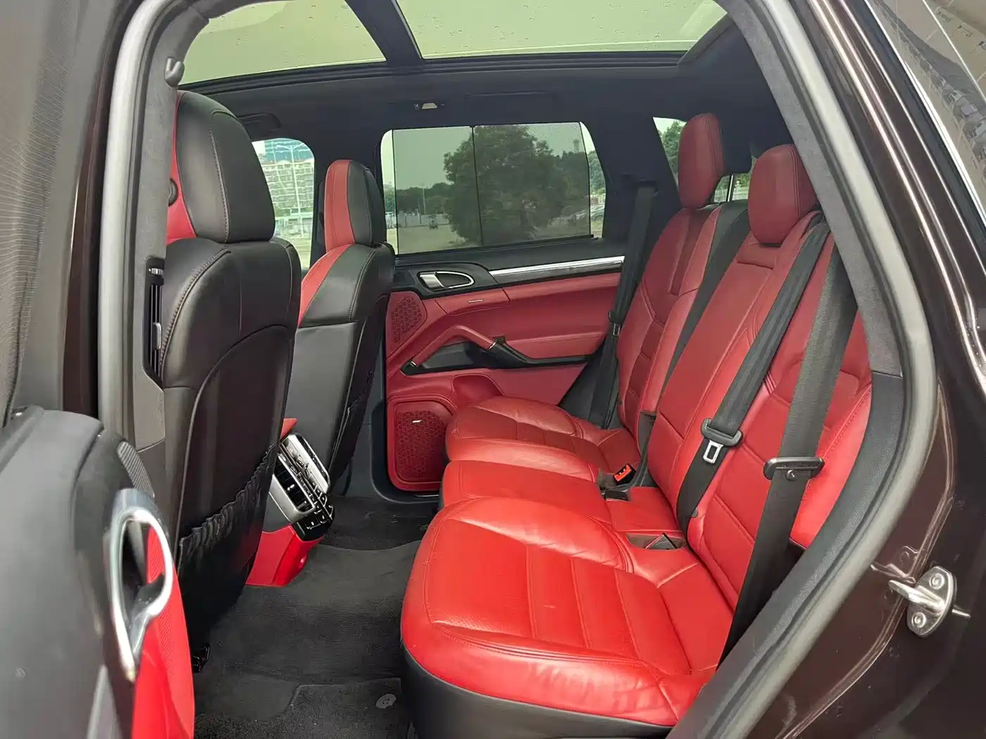 Фото 7 - Porsche Cayenne