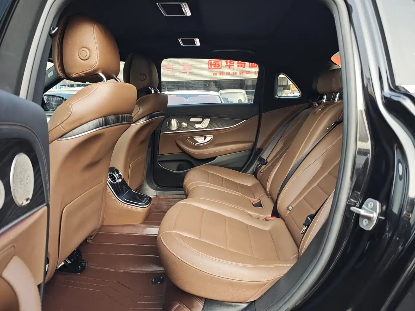 Mercedes-Benz E-Class 2022 Second Facelift E 300 L Sport Luxury фото 9